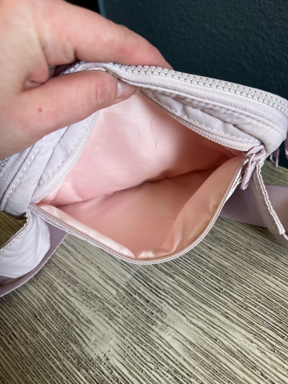 New! PANDER Pale Pink Nylon Pouch with Zipper - Picture 4 of 7